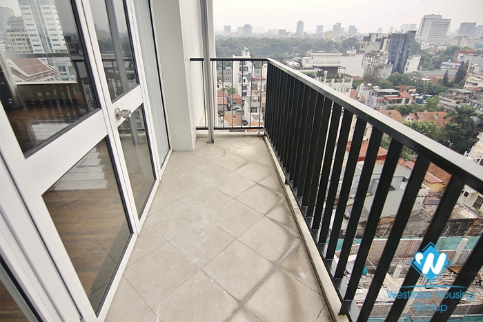 Four-room ambassador-sized apartment for rent in a quiet alley in the heart of Hoan Kiem district